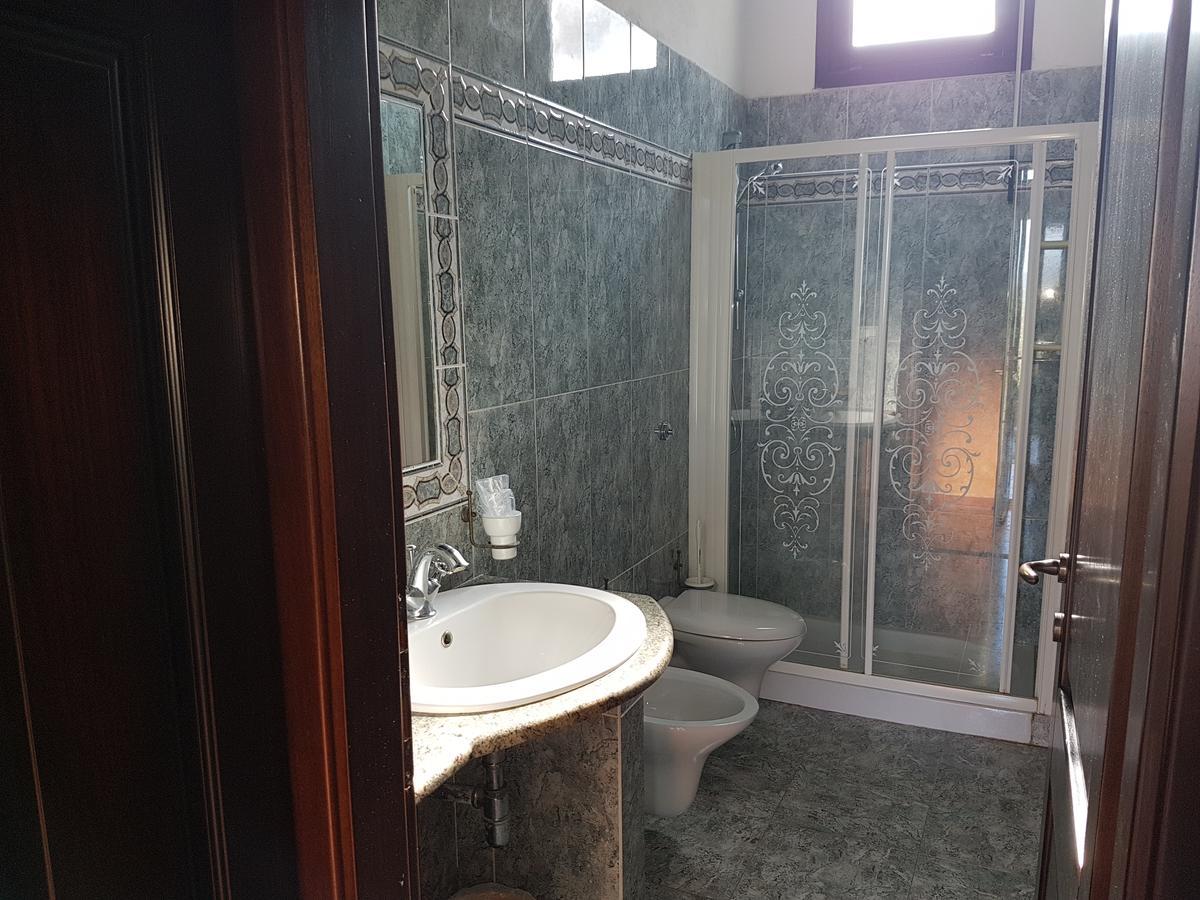 Hotel Sardus Pater ポルティクセッドゥ エクステリア 写真